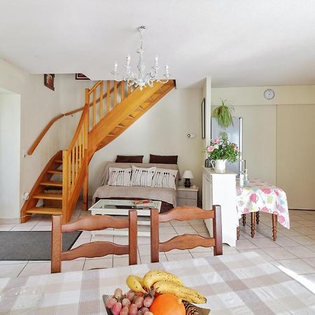 Maison Confortable Ornans + Jardin Экстерьер фото