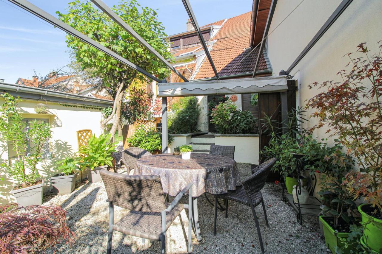 Maison Confortable Ornans + Jardin Экстерьер фото