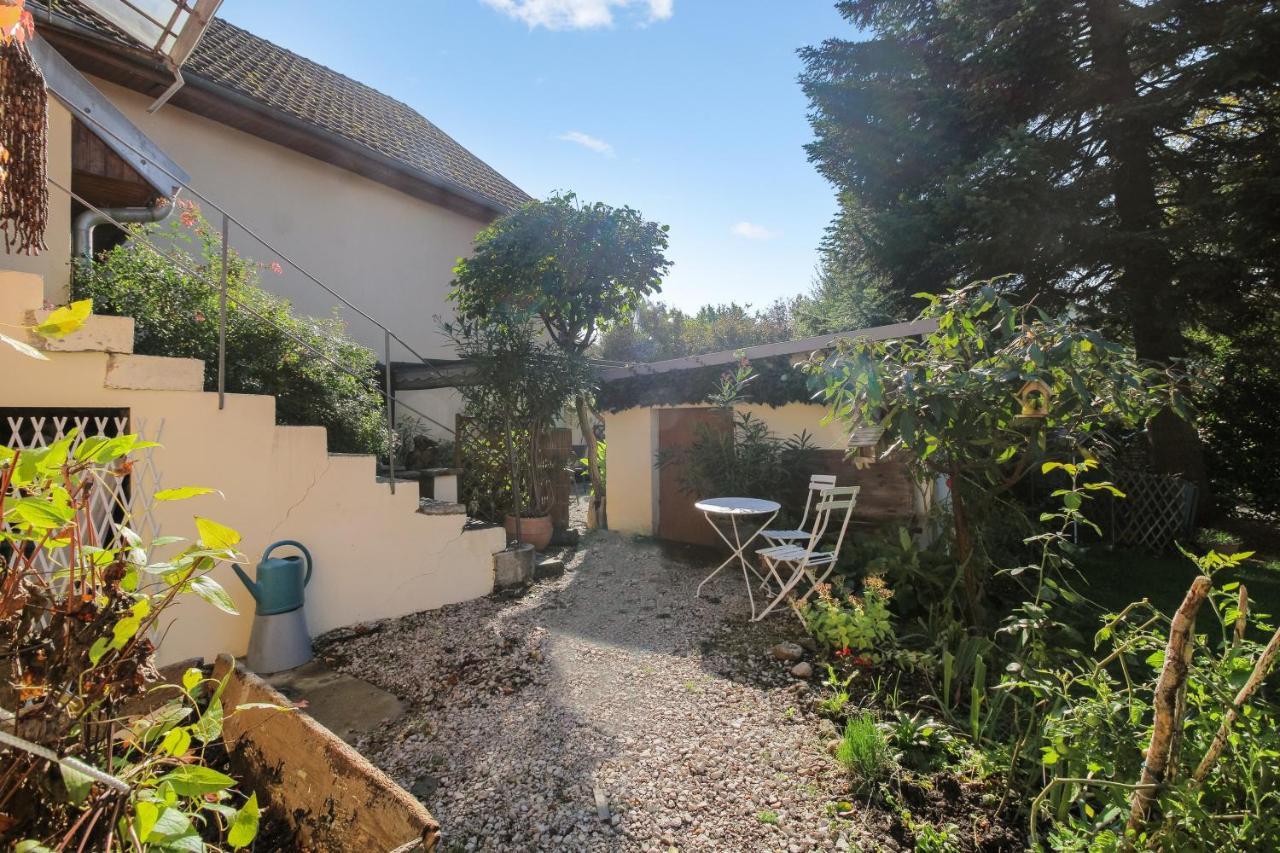 Maison Confortable Ornans + Jardin Экстерьер фото